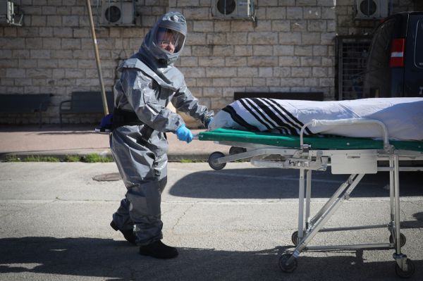 נתניהו עצר נחיתות בנתב"ג, מנין הקורבנות עלה ל-97