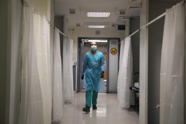 יום שלישי ברצף: ירידה באחוז הבדיקות החיוביות