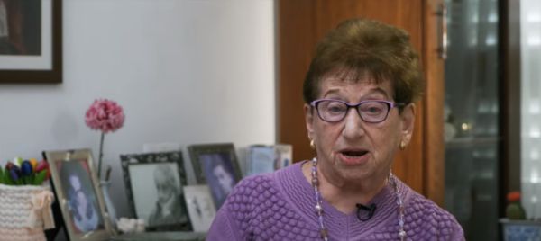 ניצולת השואה לסרוגים: "מקבלת את הכל באהבה"