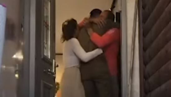 מרגש|הלוחמים יצאו אחרי 60 יום והפתיעו את ההורים; צפו