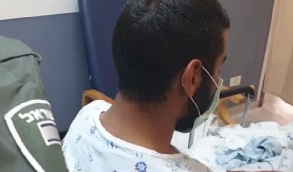 הלוחם שנדרס ונדקר משחזר את הפיגוע. צפו