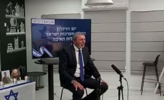 הרב רפי פרץ בגילוי מרגש: 'לא ראיתי אנשים כמו אלירז'