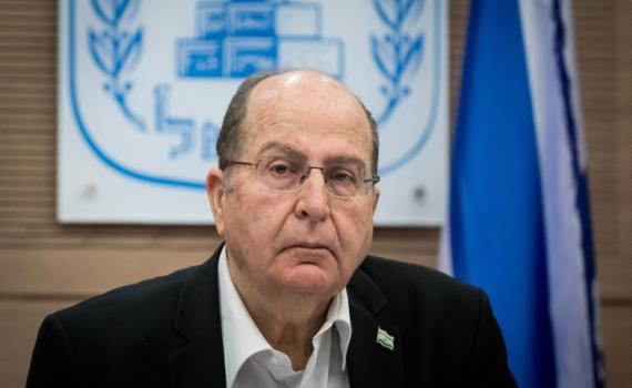 יעלון מפנה עורף לגנץ: "לא נשתף איתך פעולה"