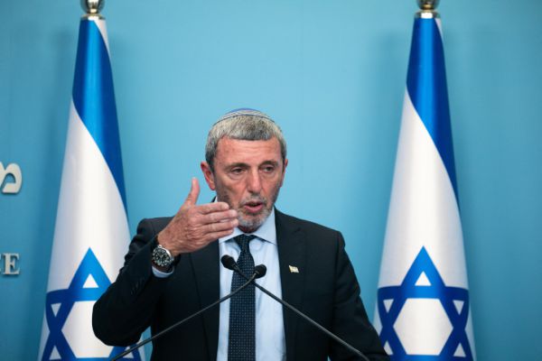 שר החינוך: ביולי יתקיימו לימודים; באוגוסט- חופש