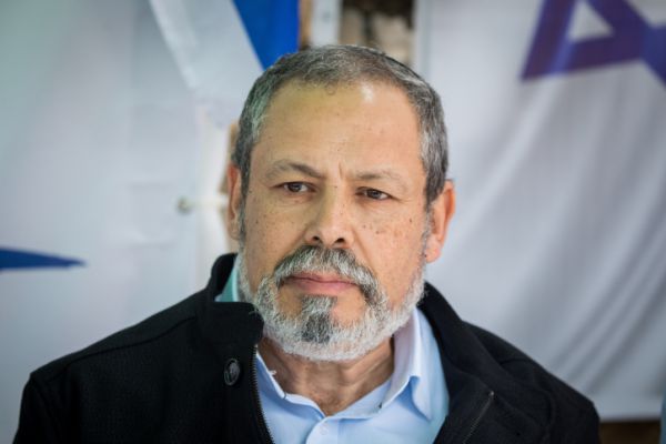 ראש מועצת הר חברון החליט לקצץ במשכורתו