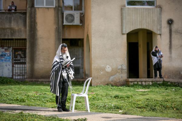 מניין מרפסות או מניין פתחי בתים/ הרב שמואל אליהו