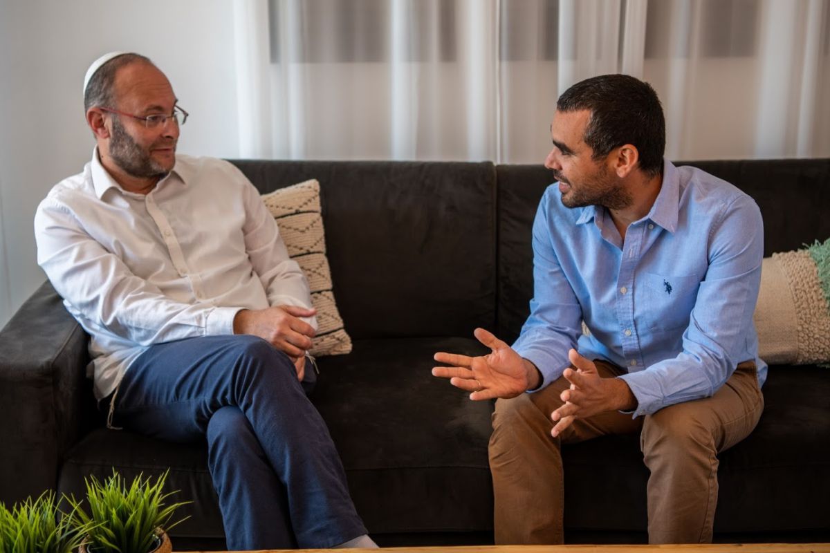 הרב ליאור אנגלמן ואליסף פרץ בשיחה מטלטלת. צפו