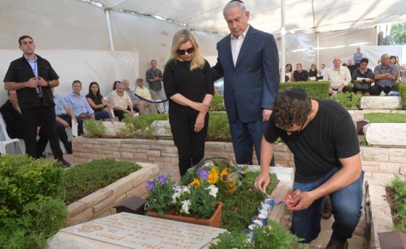 נתניהו: "הנופלים היו רוצים שנמשיך לחיות בבריאות"