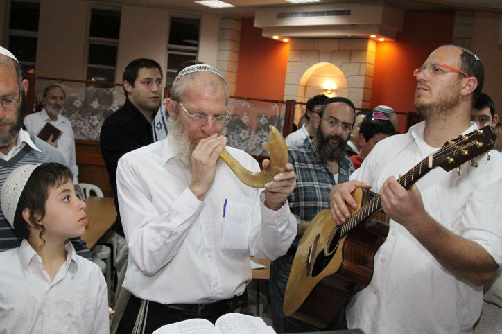 הלכות יום העצמאות | הרב שמעון בן שעיה