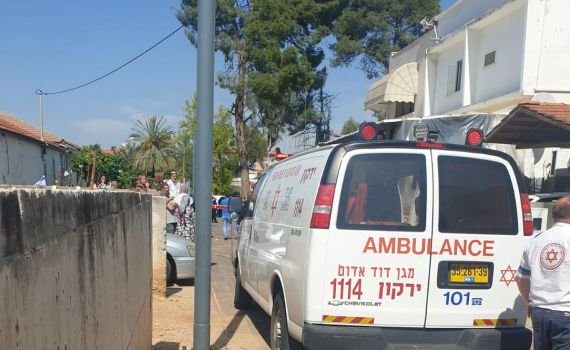 הירי בראש העין | השוטר נדקר, שלף אקדח וירה בדוקר