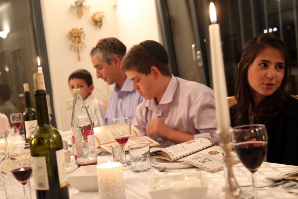 ליל סדר זעיר- קריאת תיגר על הרִיק של האדם המודרני