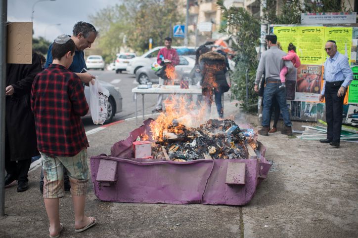 מה לא חמץ ולא צריך לזרוק לפני פסח: הרשימה המלאה