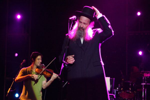 'המשקפיים של נויפלד' ושולי רנד: "התרת חלומות"