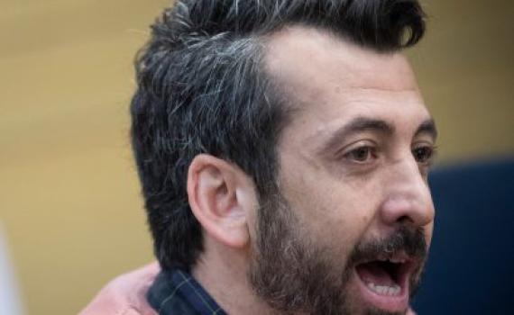 "ההפגנה שלכם לא יותר קדושה מהתפילות שלהם"