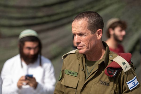 קורונה בצה"ל: מפקד פיקוד מרכז נכנס לבידוד