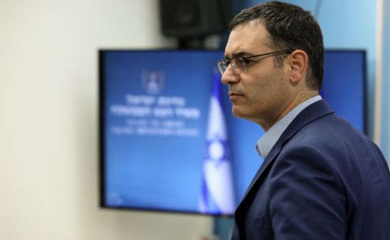 בר סימן טוב: חזרה לשגרה איטית, נסתובב עם מסכות