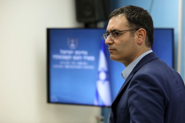 בר סימן טוב: חזרה לשגרה איטית, נסתובב עם מסכות