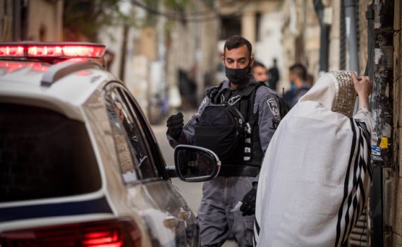 אם שנאה הייתה דרך לעצור את המגפה – ניחא