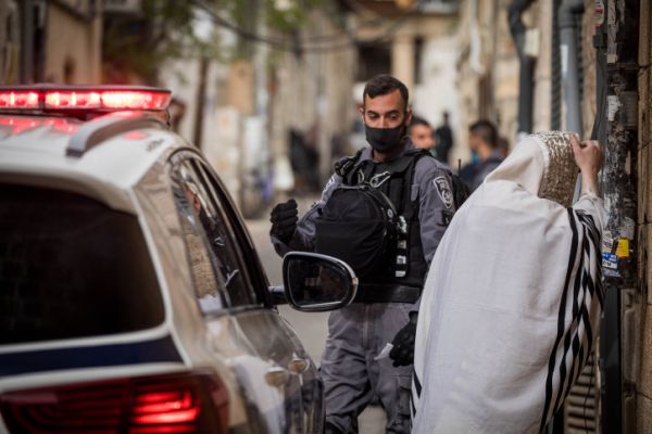 אם שנאה הייתה דרך לעצור את המגפה – ניחא