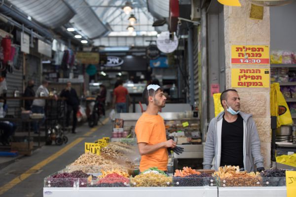 אלו עסקים מותר לפתוח החל מהערב ובאילו תנאים?