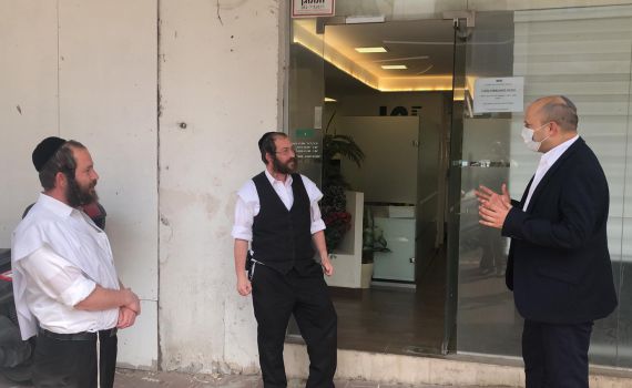 בנט: "תושבי בני ברק מתנהלים למופת"