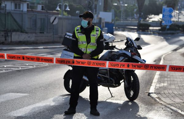 בני ברק סגורה: מחסומים הוצבו בכניסות והיציאות מהעיר