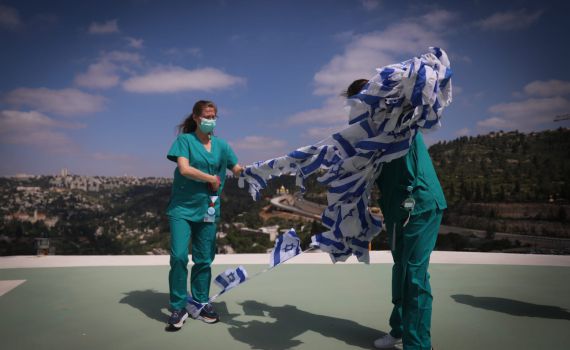 ירידה במאושפזים: 15,870 חולי קורונה, 219 מתים