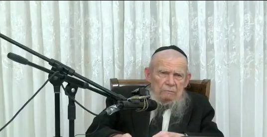 הרב אדלשטיין: אסור תפילה במניין, אסור להזמין לפסח