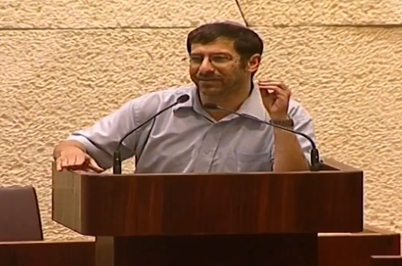 צפו: כשאורי אורבך ז"ל הבחין בדירוג השרים השונים