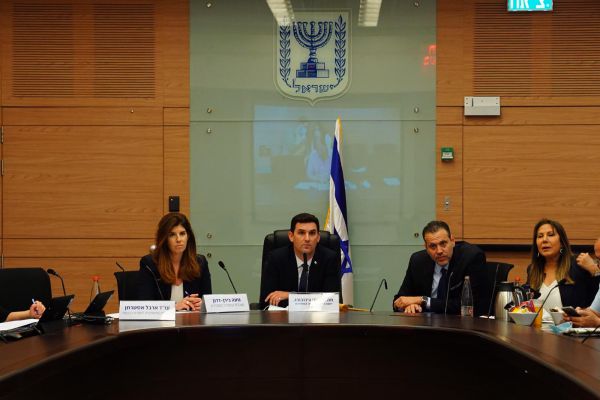 החוק הנורבגי יוצא לדרך להכנסת עוד 12 ח"כים לפחות