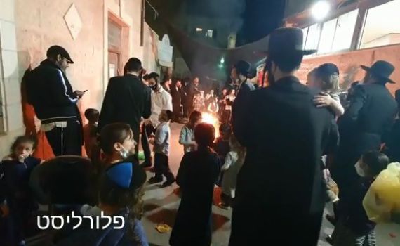 כאילו אין קורונה: חגיגות ל"ג בעומר במאה שערים | צפו: