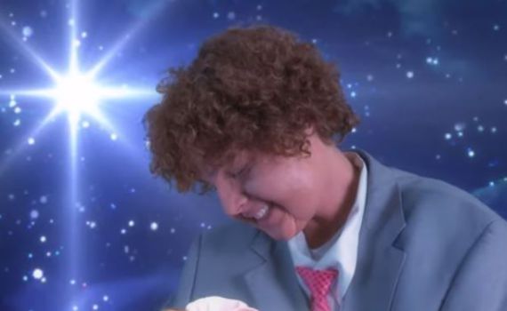 דודו פארוק חוזר בדמות חדשה – בובי רז׳ולו. צפו