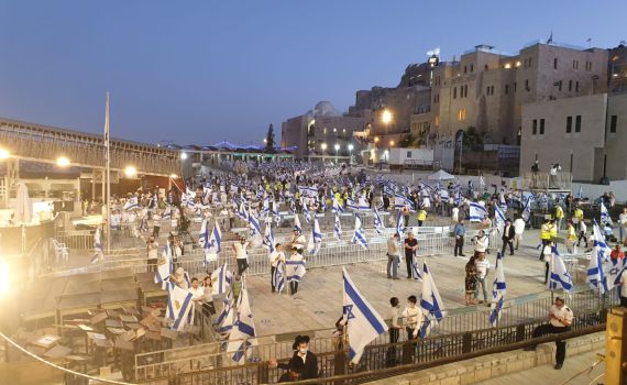 משדר מיוחד: יום ירושלים ותפילה חגיגית בכותל המערבי