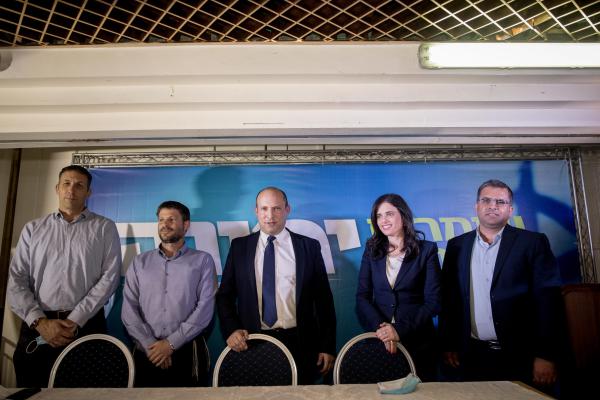 מהאופוזיציה: חלוקת תפקידים המסתמנת בימינה