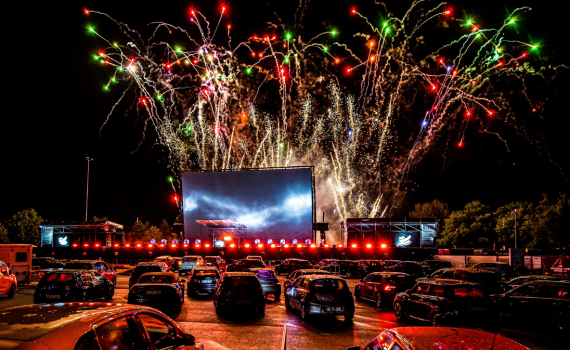 צפו: כך גרמניה עורכת מסיבות בצל הגבלות הקורונה