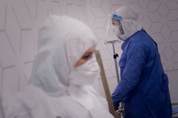 936 חולים חדשים; 11 נדבקים בבית אבות בת"א