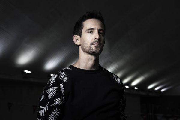 בין הקרונה למשיח: עברי לידר בסינגל מפתיע. צפו