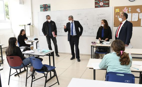 "רואים חשיבות עליונה בהחזרת הילדים ללימודים"