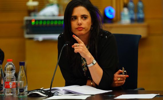 שקד במתקפה: "נתניהו הצביע בעד, רגב דיבררה"