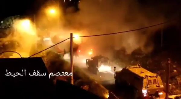 תיעוד: עשרות בקבוקי תבערה לעבר כוחות צה"ל