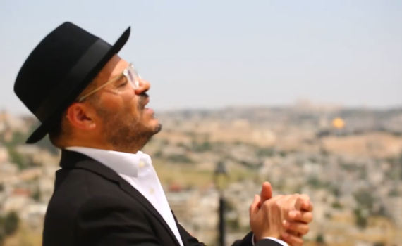 צפו: "אם אשכחך" כשהרב קרליבך ונעמי שמר נפגשו