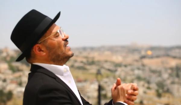 צפו: "אם אשכחך" כשהרב קרליבך ונעמי שמר נפגשו