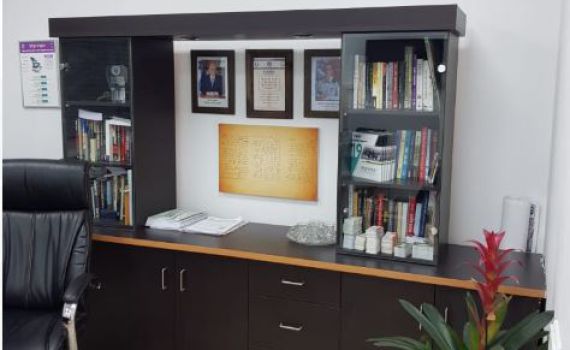 על קיר של קצין בכיר בצה"ל: 'שנאתי את הדתיים'