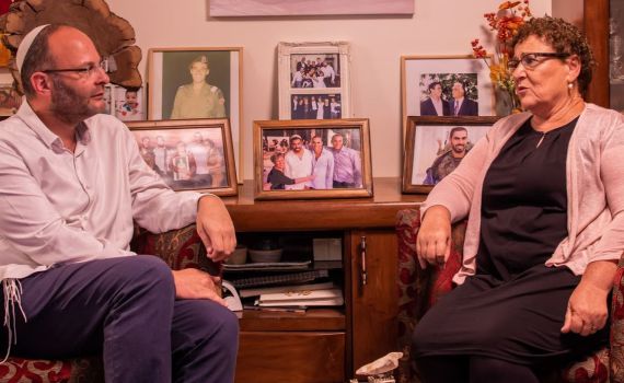 ירושלים בלי חומה | מרים פרץ והרב ליאור אנגלמן במפגש מרתק. צפו