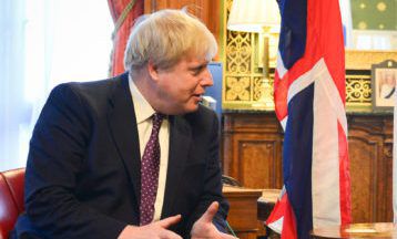 ראש ממשלת בריטניה קרא לבנו על שם רופאיו