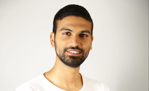 "ודאות": נועם רמתי משיק סינגל חדש ומרענן. צפו