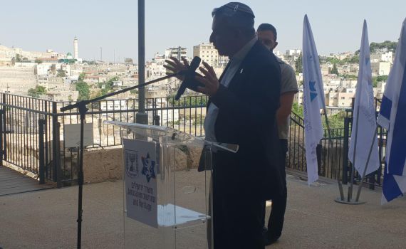 אלקין לרב רפי: "לא קיבלת את הר הבית ולא את הכותל"