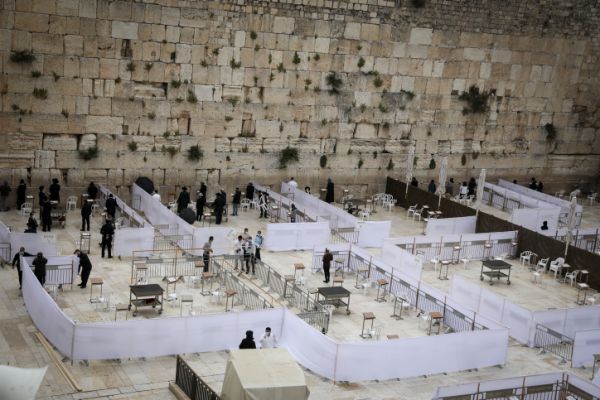 אלו מאות הזוכים שיתפללו בכותל בחג השבועות