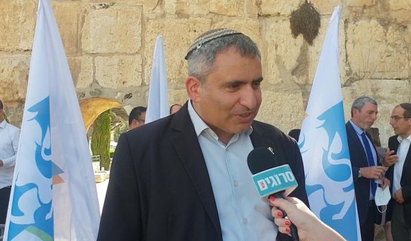 אלקין לסרוגים: "שני המשרדים בשבילי הוקמו בחברות"