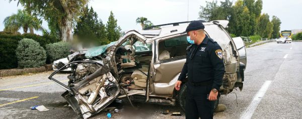 תאונה קשה בין אוטובוס לג'יפ בכביש 92